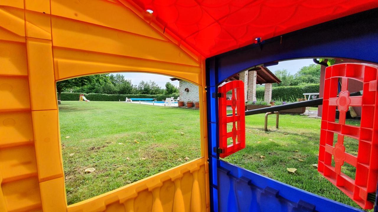Villa Mons Aureus Popovac 外观 照片