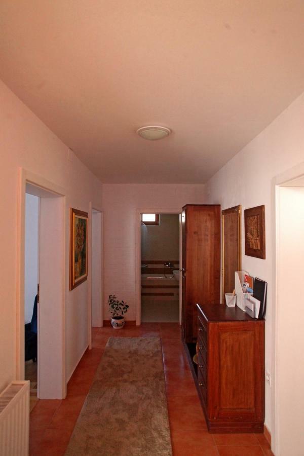 Villa Mons Aureus Popovac 外观 照片